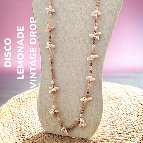 DISCO LEMONADE Vintage Long Natural Cowrie Shell, Puka Shell, Necklace, Lei, 70 - Picture 4 of 14